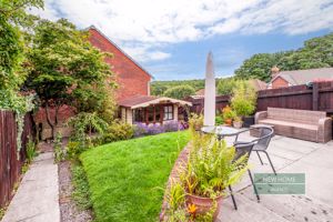 Photo 32- click for photo gallery